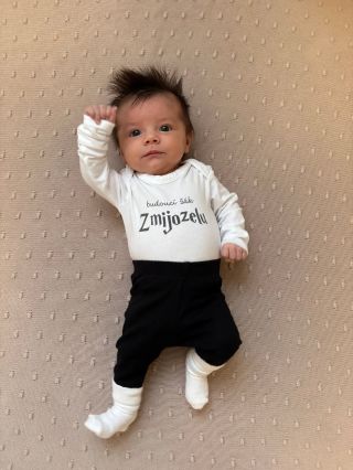 Tady už je kolej vybraná🐍🪄🎩 a do které bude patřit váš prcek?🧙🏽‍♂️🔮 U nás najdete celou kolekci HP, kterou si zamilujete 🥰...